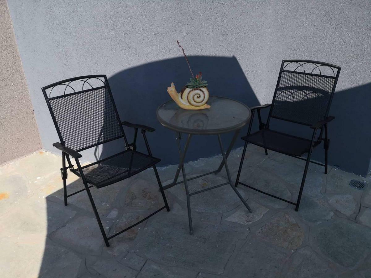 Menta Apartment Nea Iraklitsa Zewnętrze zdjęcie